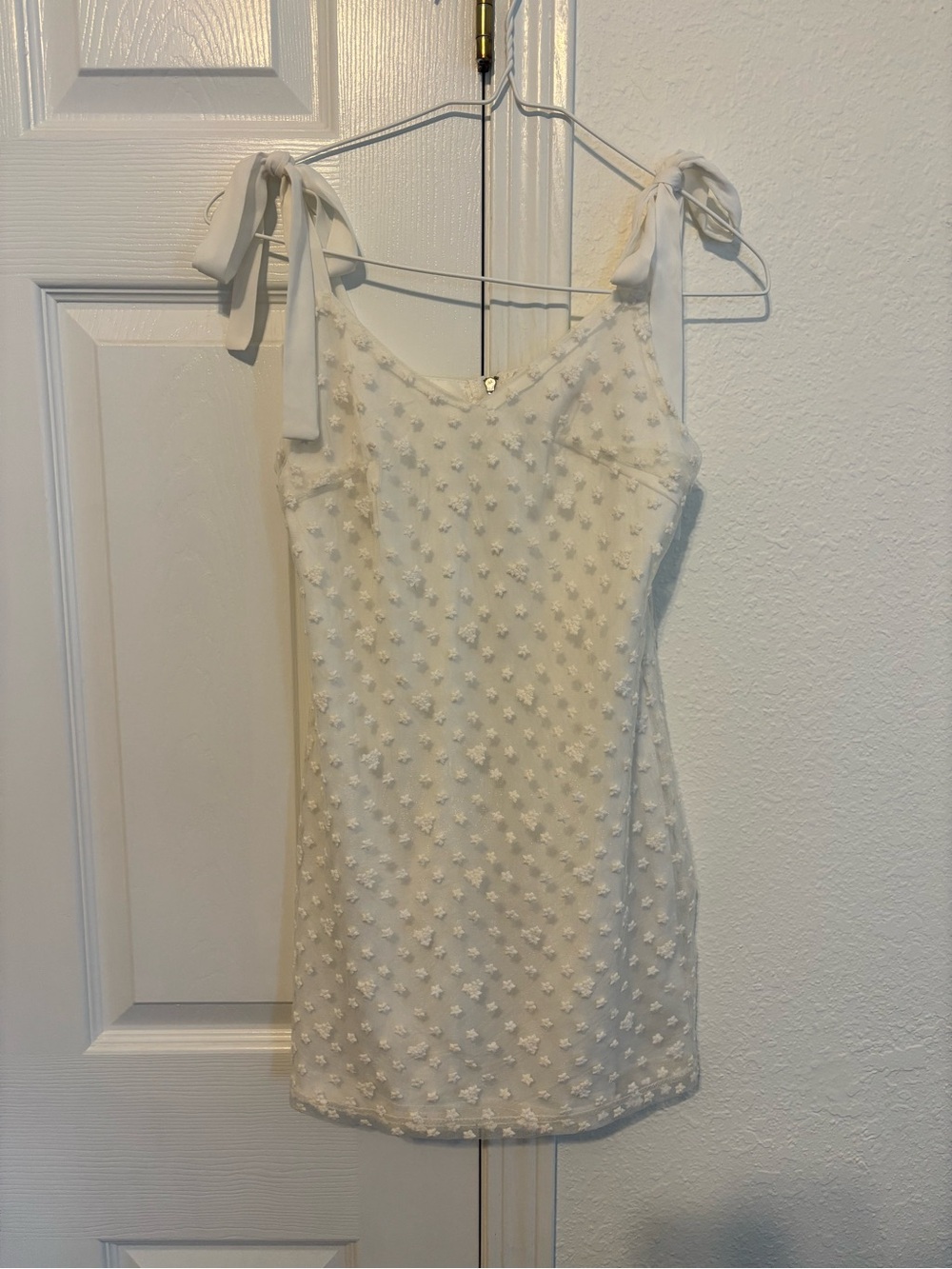 Mi Ami Cream Mini Dress with Floral Appliqué and Tie Straps